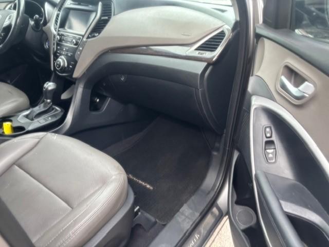 Hyundai Santa Fe Sport Vehicle Image 17
