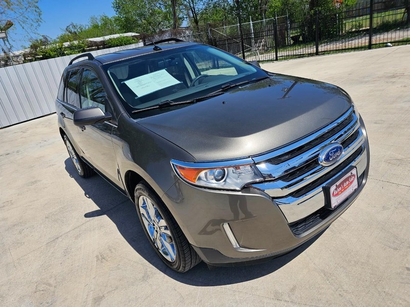 Ford Edge Vehicle Image 09