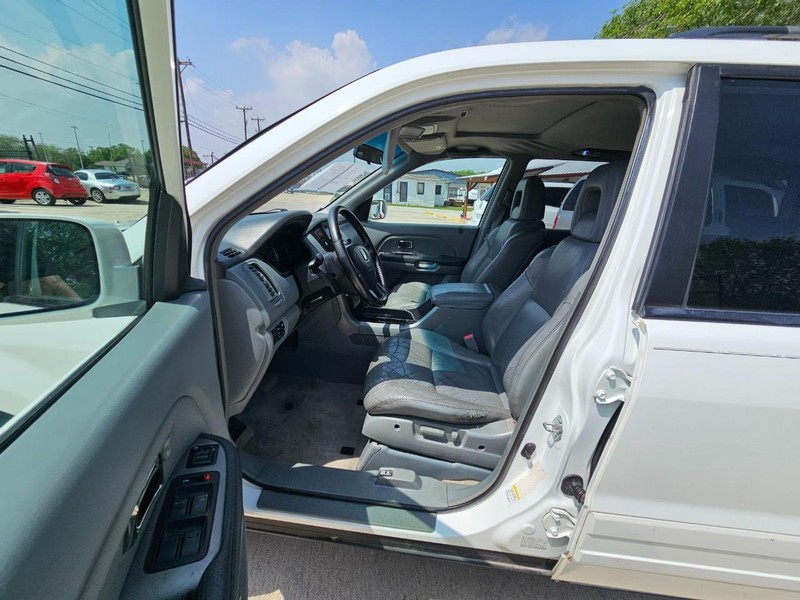 Honda Pilot Vehicle Image 12