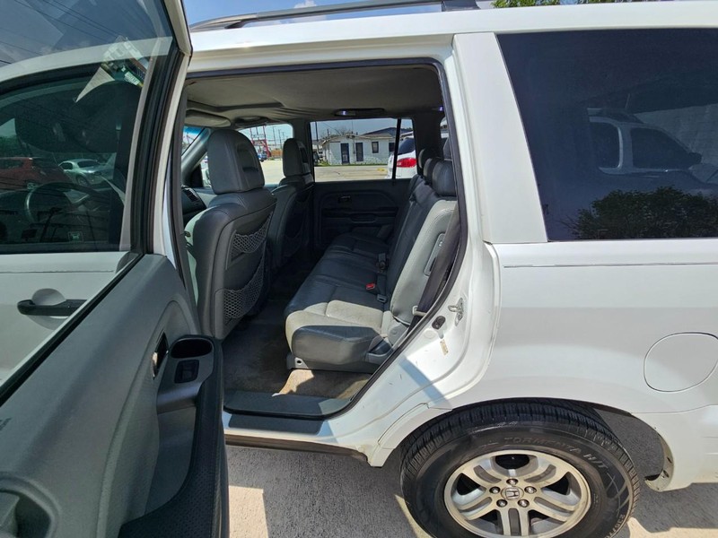 Honda Pilot Vehicle Image 14