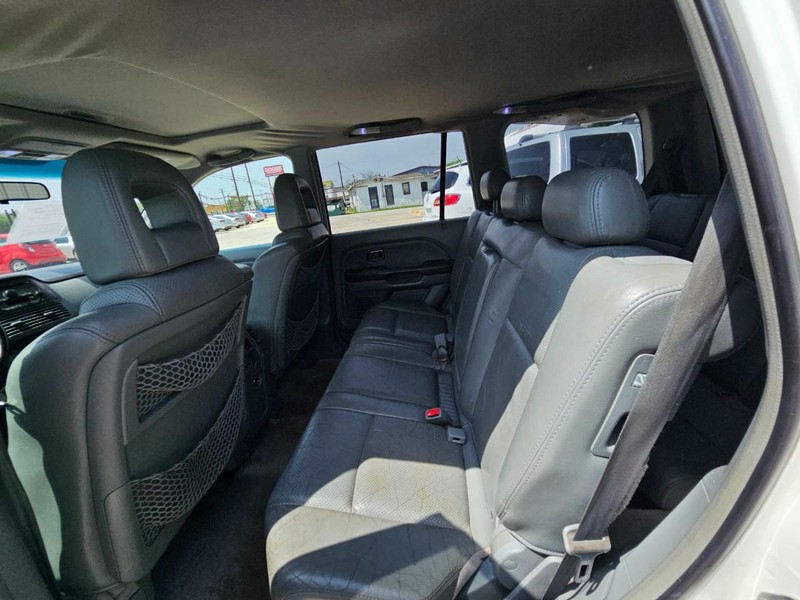 Honda Pilot Vehicle Image 15