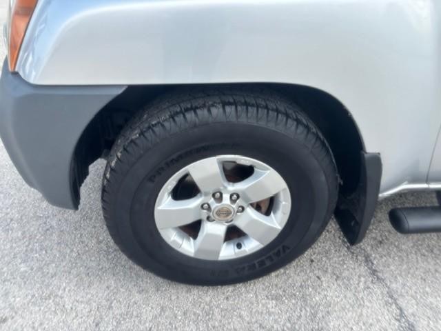 Nissan Xterra Vehicle Image 09