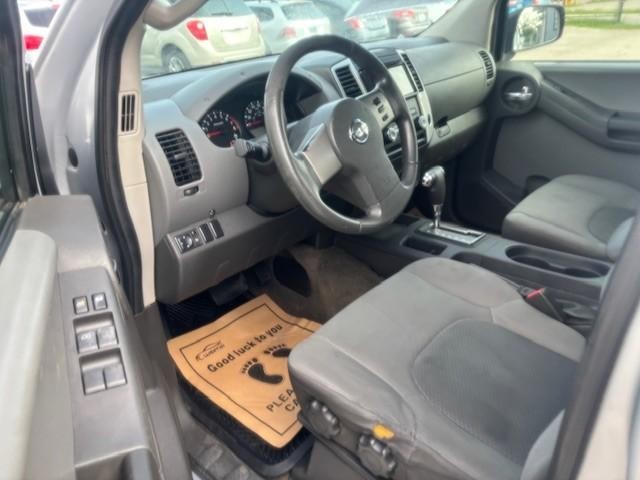 Nissan Xterra Vehicle Image 10