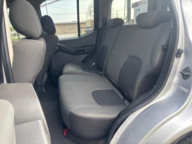 Nissan Xterra Vehicle Image 14