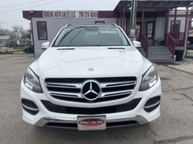 Mercedes-Benz GLE Vehicle Image 07