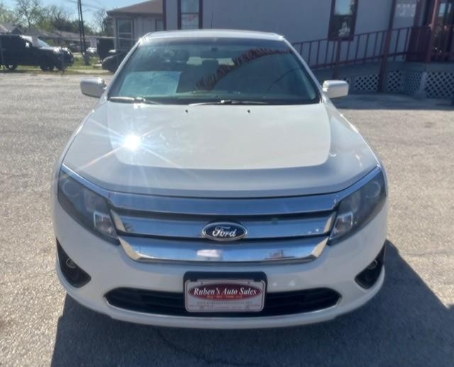 Ford Fusion Vehicle Image 08