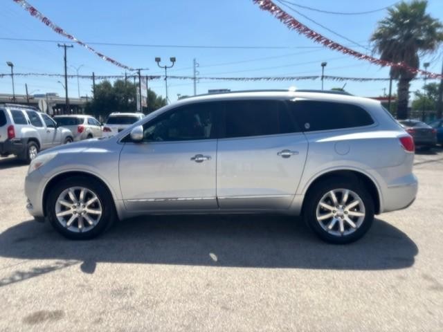 Buick Enclave Vehicle Image 02