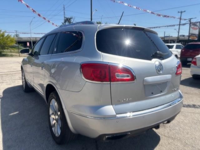 Buick Enclave Vehicle Image 03