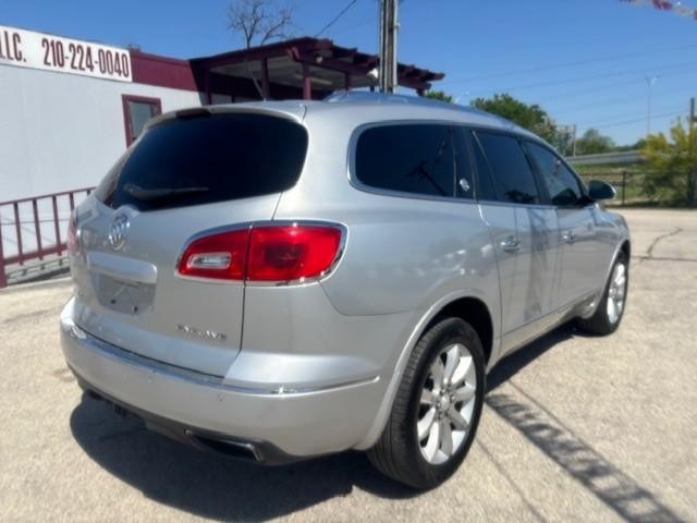 Buick Enclave Vehicle Image 05