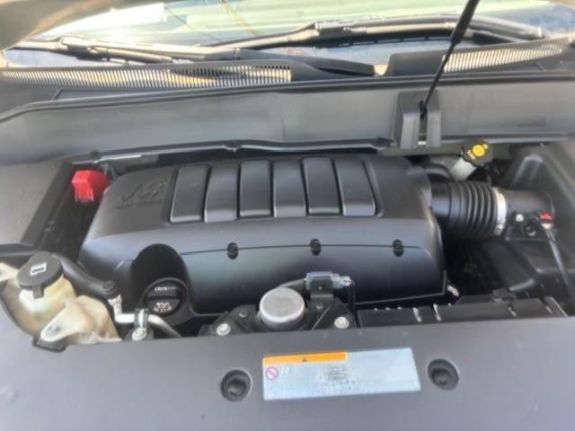 Buick Enclave Vehicle Image 21