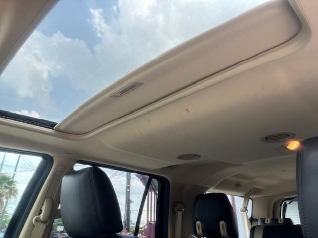 Ford Expedition EL Vehicle Image 13