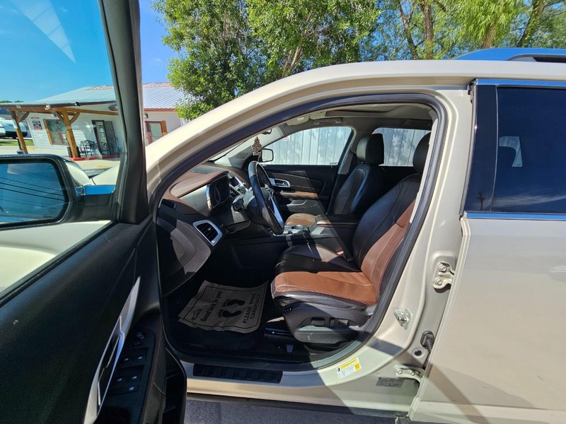 GMC Terrain Vehicle Image 11