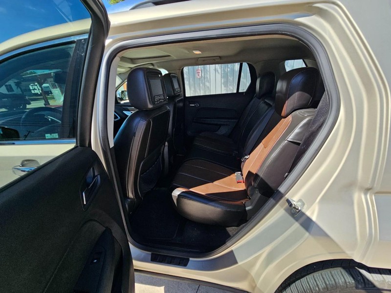 GMC Terrain Vehicle Image 13