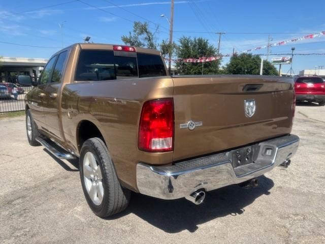 Ram 1500 Vehicle Image 03