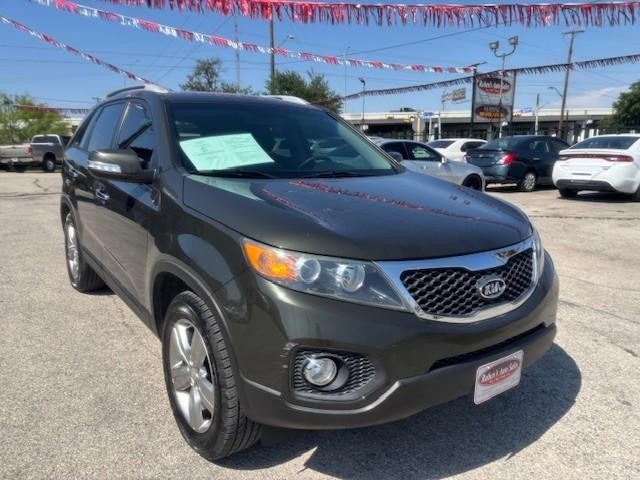 Kia Sorento Vehicle Image 07