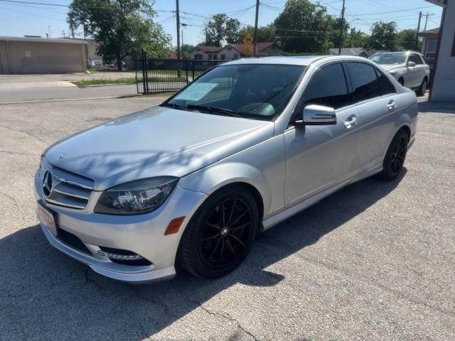 more details - mercedes-benz c-class