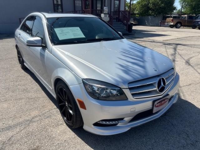 Mercedes-Benz C-Class Vehicle Image 07