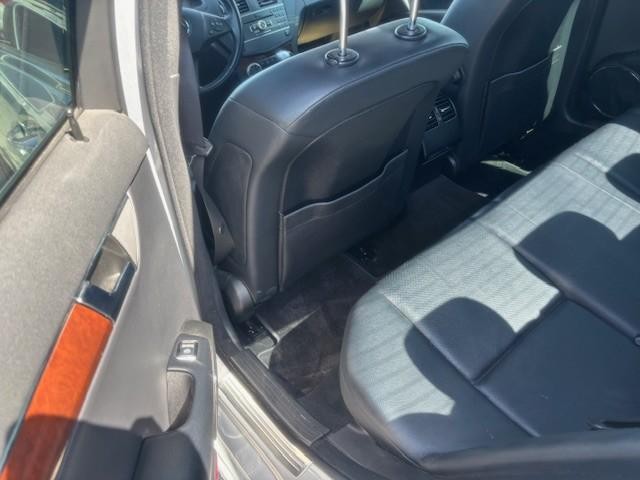 Mercedes-Benz C-Class Vehicle Image 14