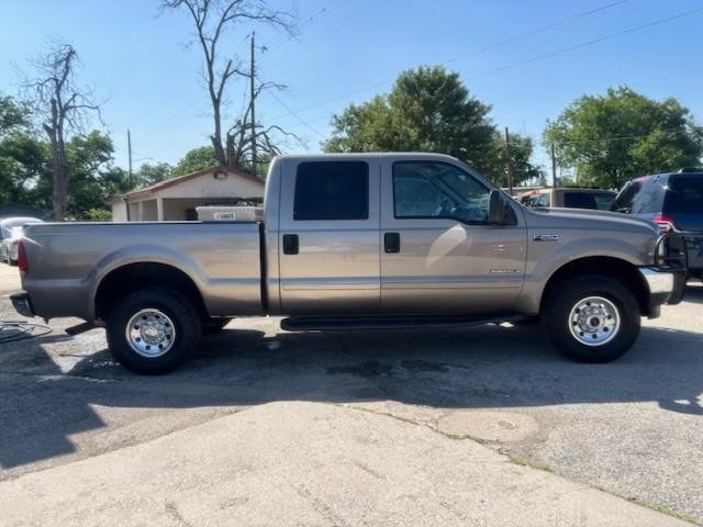 Ford Super Duty F-250 Vehicle Image 06