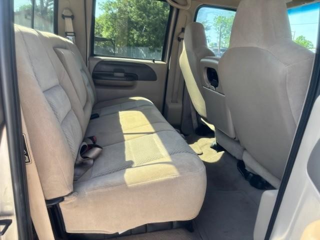 Ford Super Duty F-250 Vehicle Image 16