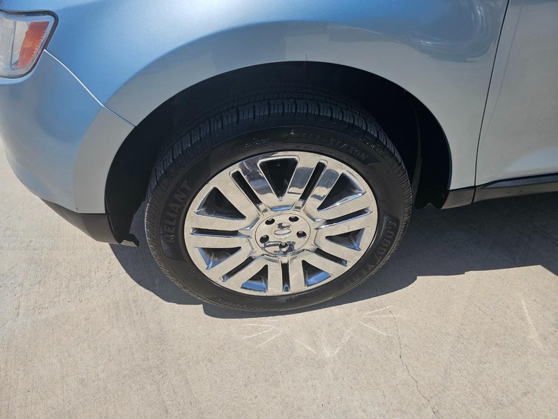 Ford Edge Vehicle Image 10
