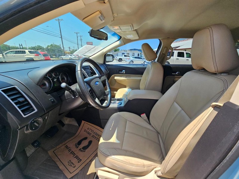 Ford Edge Vehicle Image 12