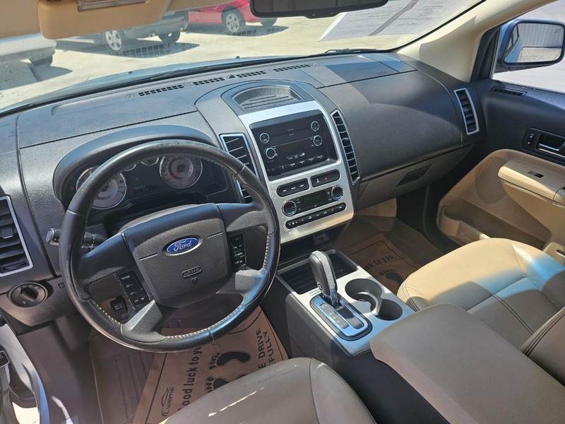 Ford Edge Vehicle Image 15