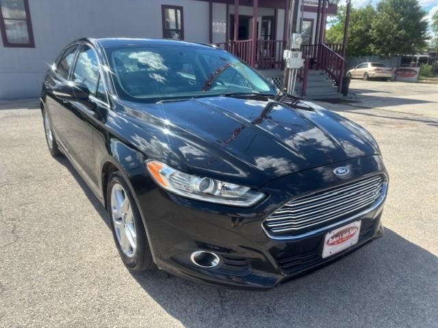 Ford Fusion Vehicle Image 07