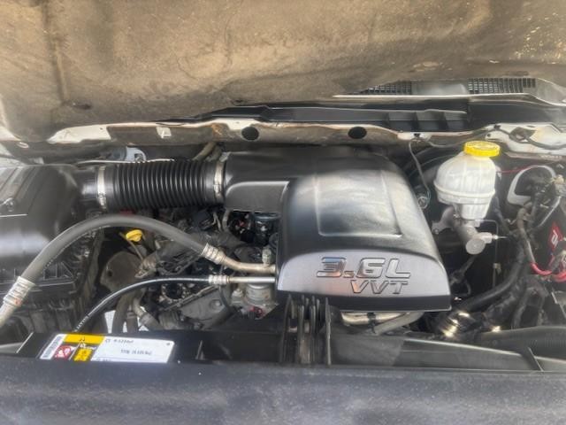 Ram 1500 Classic Vehicle Image 20