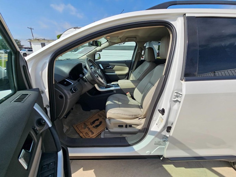 Ford Edge Vehicle Image 10