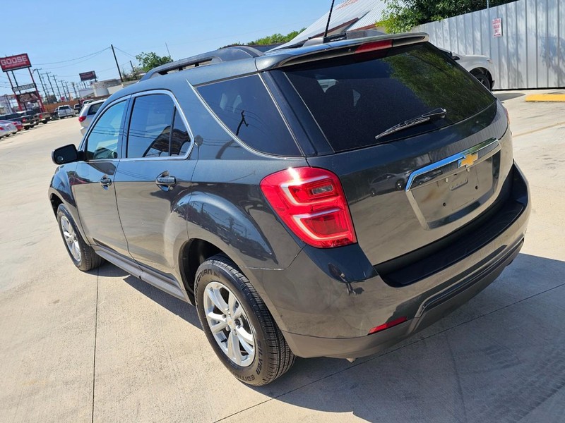 Chevrolet Equinox Vehicle Image 03