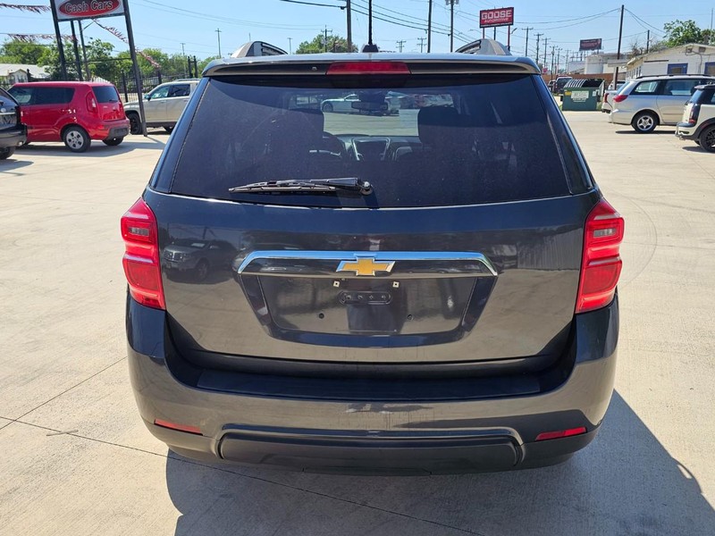 Chevrolet Equinox Vehicle Image 04