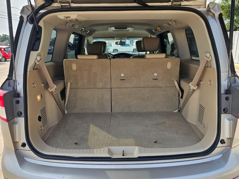 Nissan Quest Vehicle Image 06