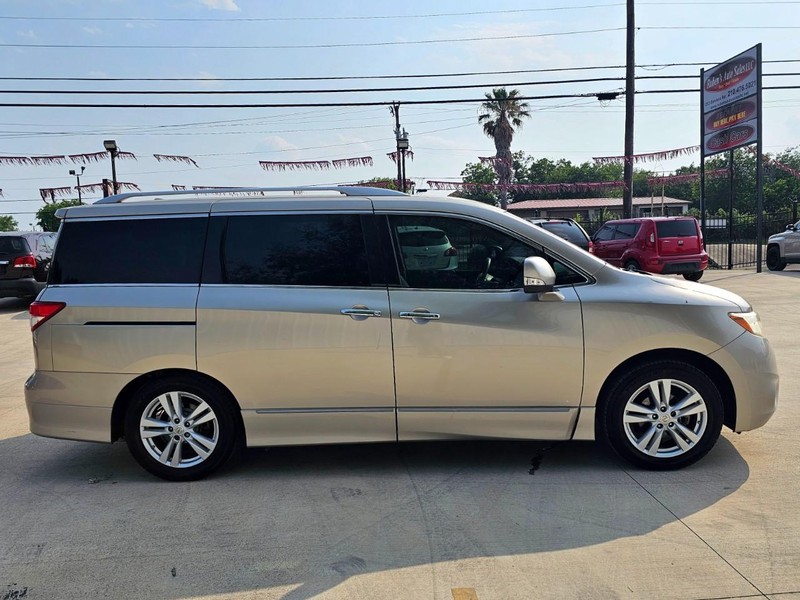 Nissan Quest Vehicle Image 08