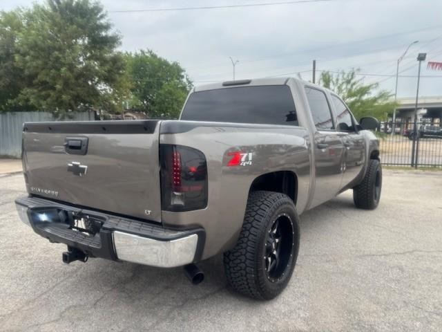 Chevrolet Silverado 1500 Vehicle Image 05
