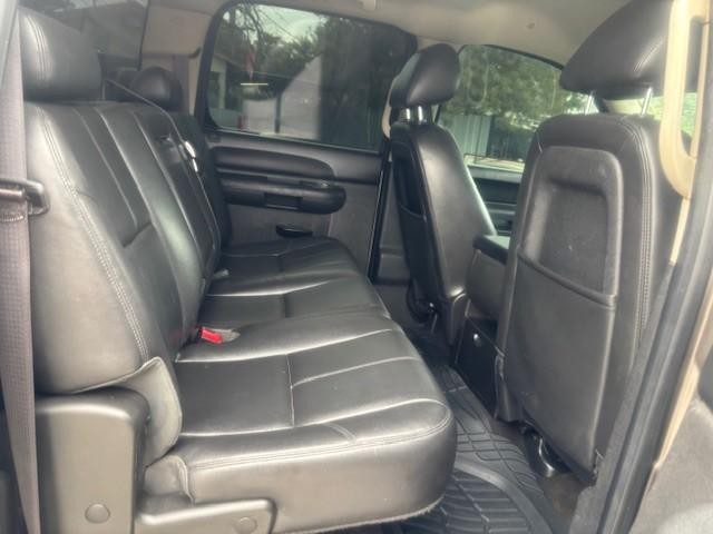 Chevrolet Silverado 1500 Vehicle Image 16