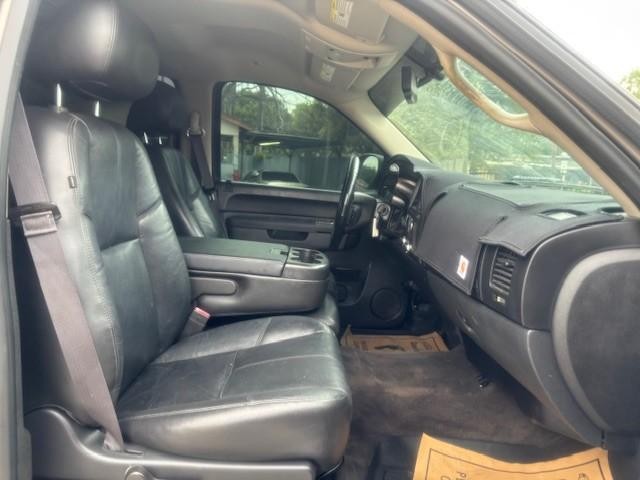 Chevrolet Silverado 1500 Vehicle Image 18