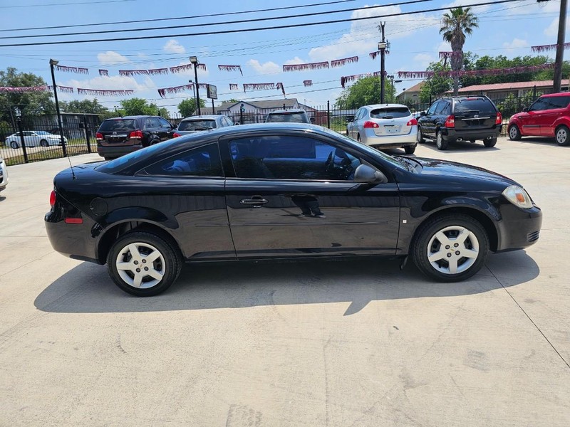 Chevrolet Cobalt Vehicle Image 06