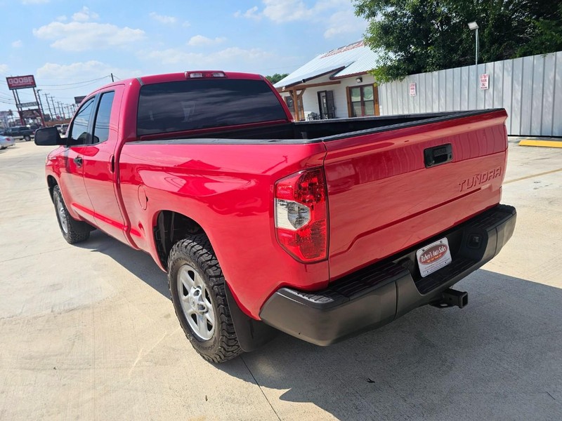 Toyota Tundra 2WD Truck Vehicle Image 03