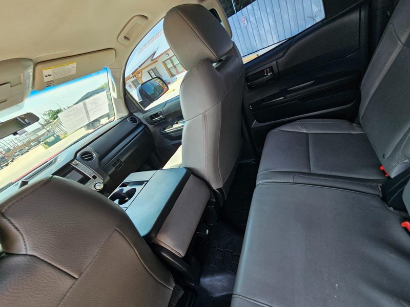 Toyota Tundra 2WD Truck Vehicle Image 14