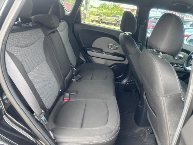 Kia Soul Vehicle Image 16