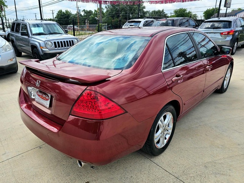 Honda Accord Sedan Vehicle Image 05