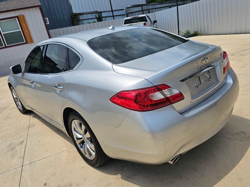 INFINITI M37 Vehicle Image 03