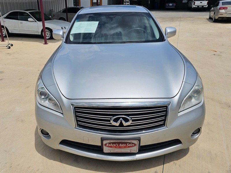 INFINITI M37 Vehicle Image 08