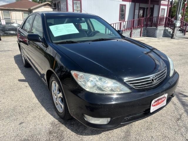 Toyota Camry Vehicle Image 07