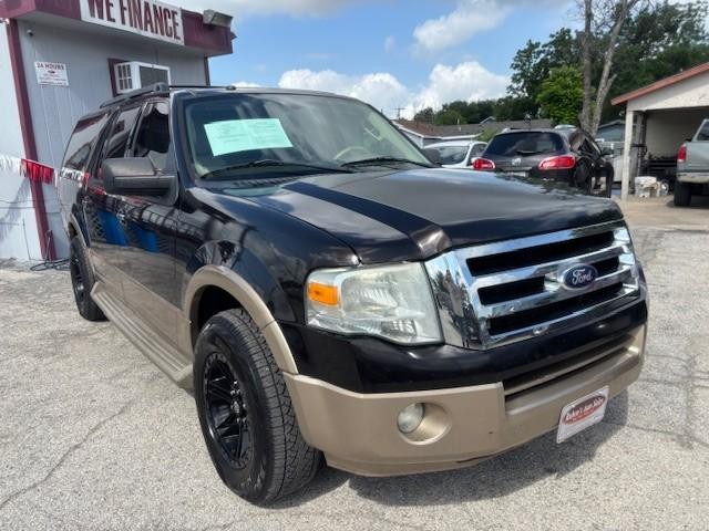 Ford Expedition EL Vehicle Image 07