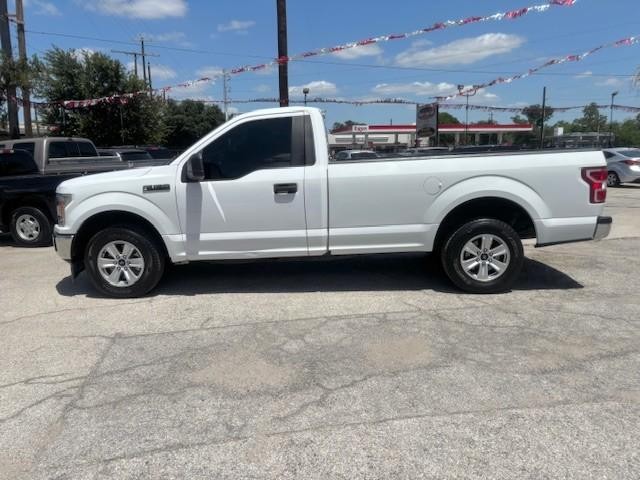 Ford F-150 Vehicle Image 02