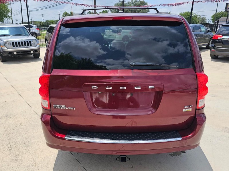 Dodge Grand Caravan Vehicle Image 04