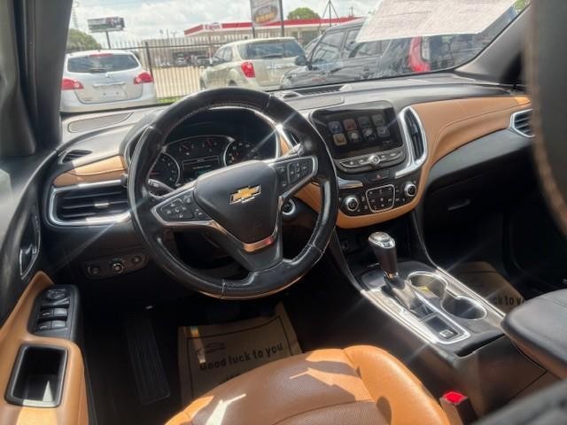 Chevrolet Equinox Vehicle Image 12