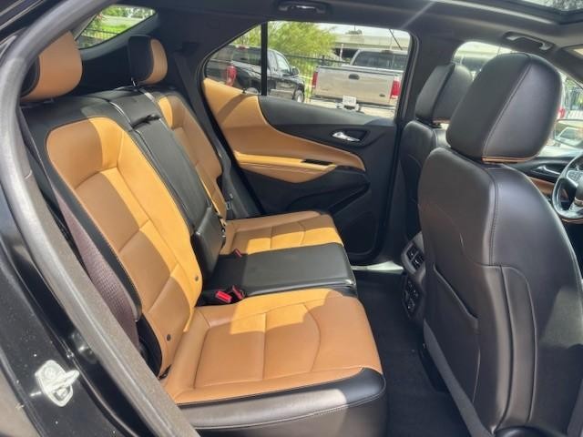Chevrolet Equinox Vehicle Image 17